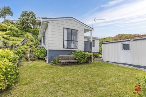 Photo of property in 129 Jamaica Drive, Grenada North, Wellington, 5028