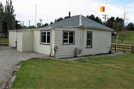 Photo of property in 42 Ritchie Road, Dunback, Palmerston, 9483