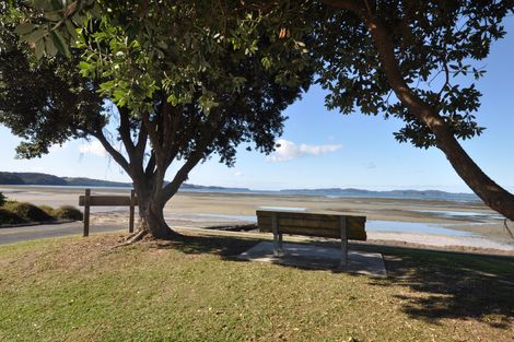 Photo of property in 8 Awatere Place, Snells Beach, 0920