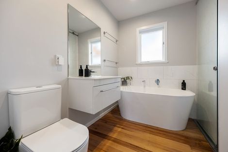 Photo of property in 30 Knighton Road, Hillcrest, Hamilton, 3216