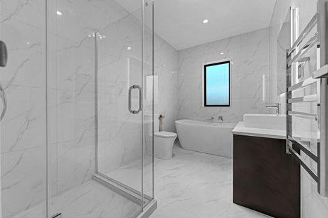 Photo of property in 31 Korowhiti Road, Clarks Beach, 2122