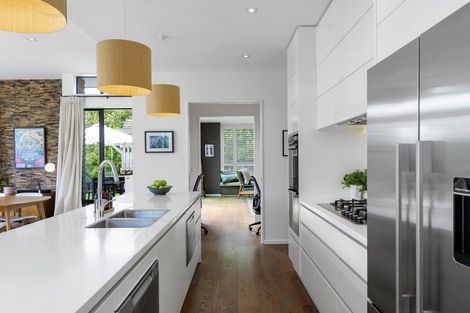 Photo of property in 93 Mays Road, St Albans, Christchurch, 8052