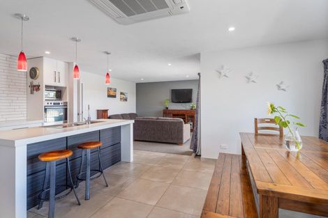 Photo of property in 338 Cook Drive, Whitianga, 3510