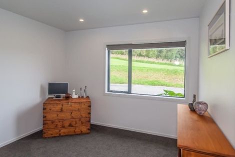 Photo of property in 297b Eastern Rise, Manakau, Levin, 5573