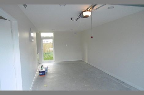 Photo of property in 28 Nephrite Lane, Henderson, Auckland, 0610