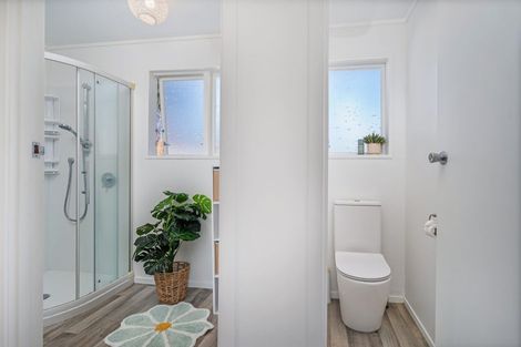 Photo of property in 5a Moewai Park Road, Whitianga, 3510