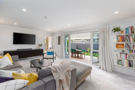 Photo of property in 34 Carruthers Street, Ilam, Christchurch, 8041