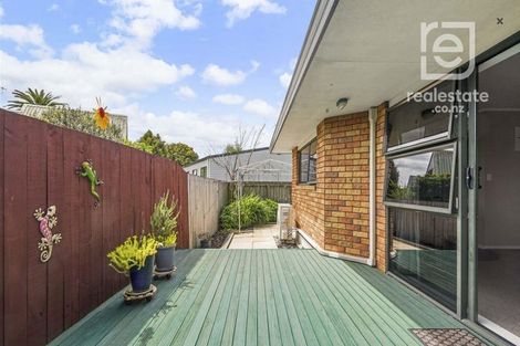 Photo of property in 17 Mews Place, Forest Lake, Hamilton, 3200