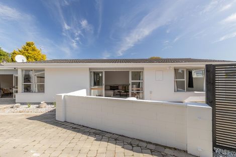 Photo of property in 14 De Bloge Place, Burwood, Christchurch, 8061
