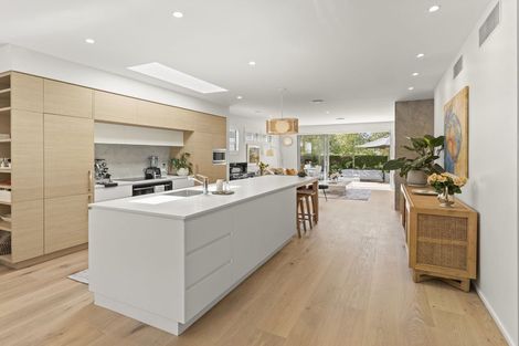 Photo of property in 49b Mcdougall Avenue, St Albans, Christchurch, 8014