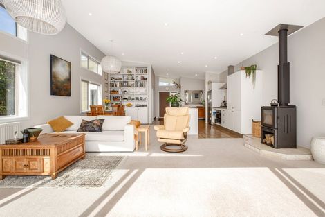 Photo of property in 152 Eskdale Road, Papakowhai, Porirua, 5024