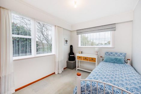 Photo of property in 10 Nairn Crescent, Awapuni, Palmerston North, 4412