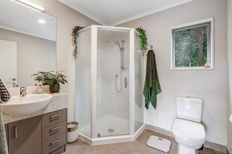 Photo of property in 31a Ocean View Road, Hatfields Beach, Orewa, 0931