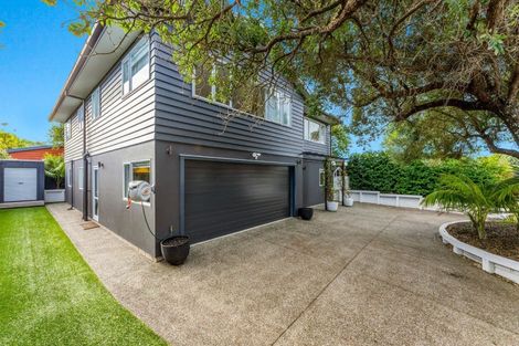 Photo of property in 4 Brandon Road, Manly, Whangaparaoa, 0930