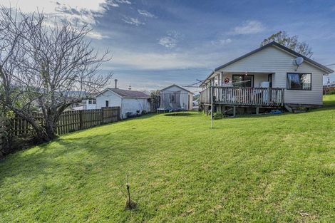 Photo of property in 11 View Street, Maungaturoto, 0520