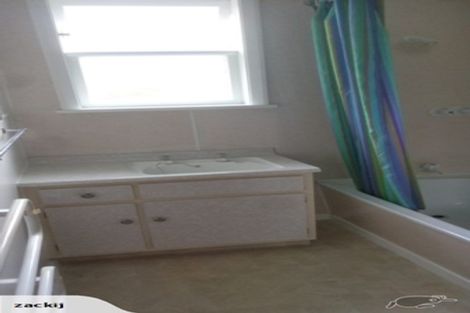 Photo of property in 447 Stokes Valley Road, Stokes Valley, Lower Hutt, 5019