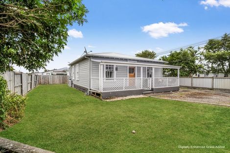 Photo of property in 13 Carlisle Street, Milson, Palmerston North, 4414