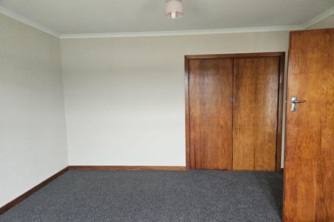 Photo of property in 113 Yaldhurst Road, Sockburn, Christchurch, 8042
