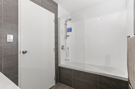 Photo of property in 124 Joseph Street, Flat Bush, Auckland, 2019