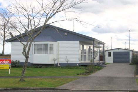 Photo of property in 13 Halyard Close, Flagstaff, Hamilton, 3210