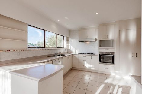 Photo of property in 221 Forrest Hill Road, Forrest Hill, Auckland, 0620