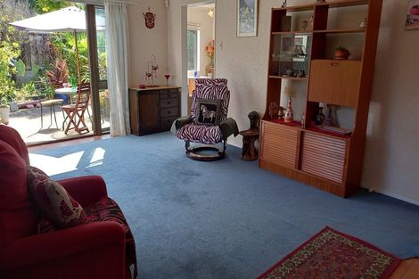 Photo of property in 6 Linda Place, Saint Johns Hill, Whanganui, 4501