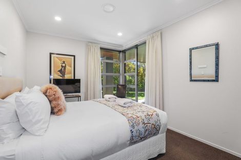 Photo of property in 1 Locheagles Rise, Kinloch, Taupo, 3377