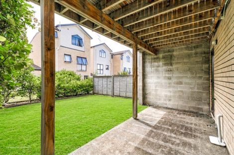 Photo of property in St Claire Village, 6/172 Mcleod Road, Te Atatu South, Auckland, 0610