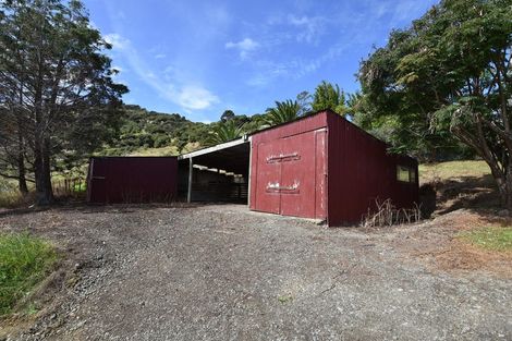 Photo of property in 2762 Kaipara Coast Highway, Glorit, Warkworth, 0984