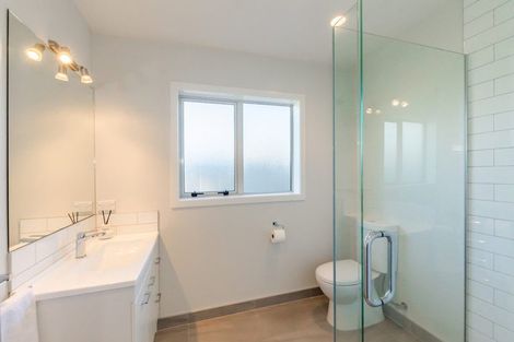 Photo of property in 37 San Priamo Place, Paraparaumu Beach, Paraparaumu, 5032