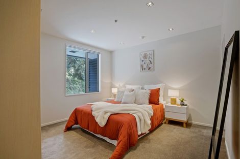 Photo of property in Patent 326 Apartments, 326 Evans Bay Parade, Hataitai, Wellington, 6021