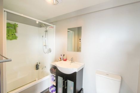 Photo of property in 15 Huia Street, Pahiatua, 4910