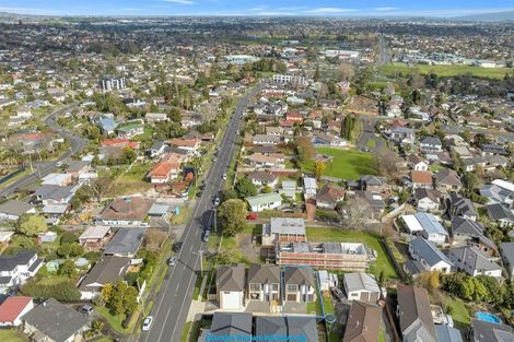 Photo of property in 84b Hutchinsons Road, Bucklands Beach, Auckland, 2014