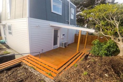 Photo of property in 12 Glen Alton Avenue, Paparangi, Wellington, 6037