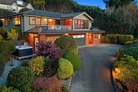 Photo of property in 53d Kotare Street, Waikanae, 5036