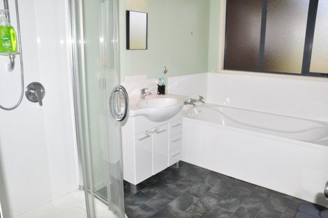 Photo of property in 804 Penny Road, Sanson, Palmerston North, 4479