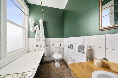 Photo of property in 70 Jellicoe Street, Martinborough, 5711