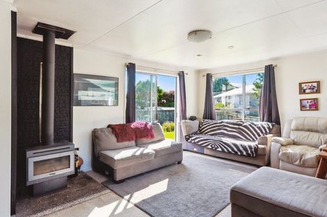 Photo of property in 86 Aorangi Road, Paraparaumu, 5032