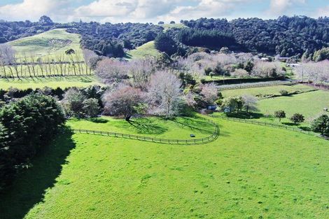 Photo of property in 310 Mcnicol Road, Clevedon, Papakura, 2585