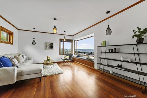 Photo of property in 75 Seatoun Heights Road, Seatoun, Wellington, 6022