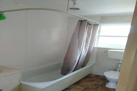 Photo of property in 17e Albert Street, Palmerston North, 4414