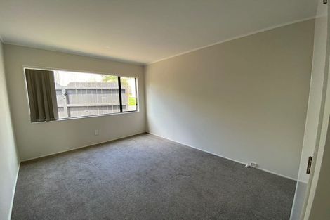 Photo of property in 10 Astelia Place, Goodwood Heights, Auckland, 2105