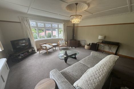 Photo of property in 26 Burma Road, Khandallah, Wellington, 6035