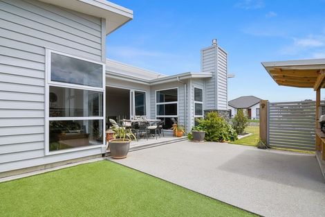 Photo of property in 15 Koi Crescent, Mapua, 7005