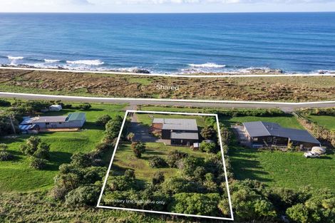 Photo of property in 149 Te Awaiti Road, Tora, Martinborough, 5782