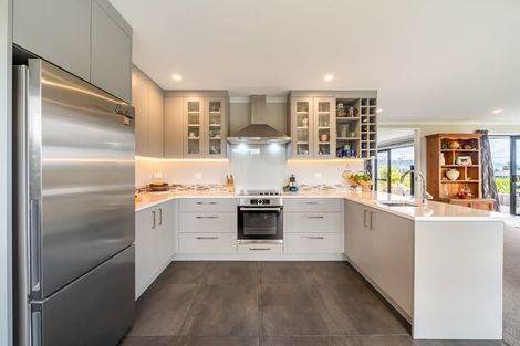 Photo of property in 159 Fairview Drive, Birchville, Upper Hutt, 5372