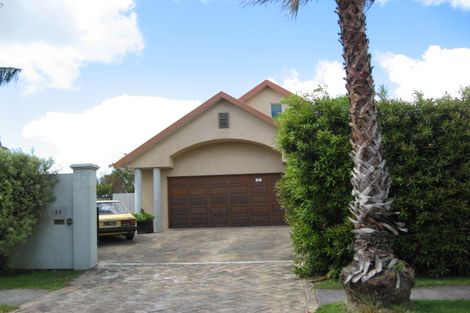 Photo of property in 28 Keywella Drive, Conifer Grove, Takanini, 2112