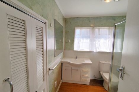 Photo of property in 26 Larnoch Road, Henderson, Auckland, 0610