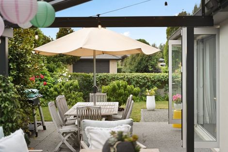 Photo of property in 194 Saint James Drive, Huntington, Hamilton, 3210