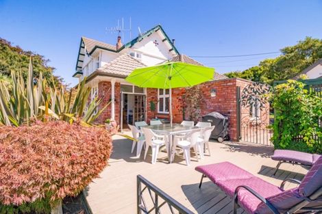 Photo of property in 2 Tulloch Street, Saint Johns Hill, Whanganui, 4500